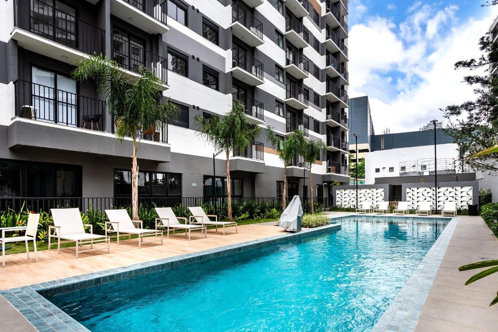 Apartamento Piscina, Ac, Academia, Pinheiros| Brazilian Corner São Paulo